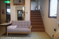 Medium_ロビー、階段 (4)